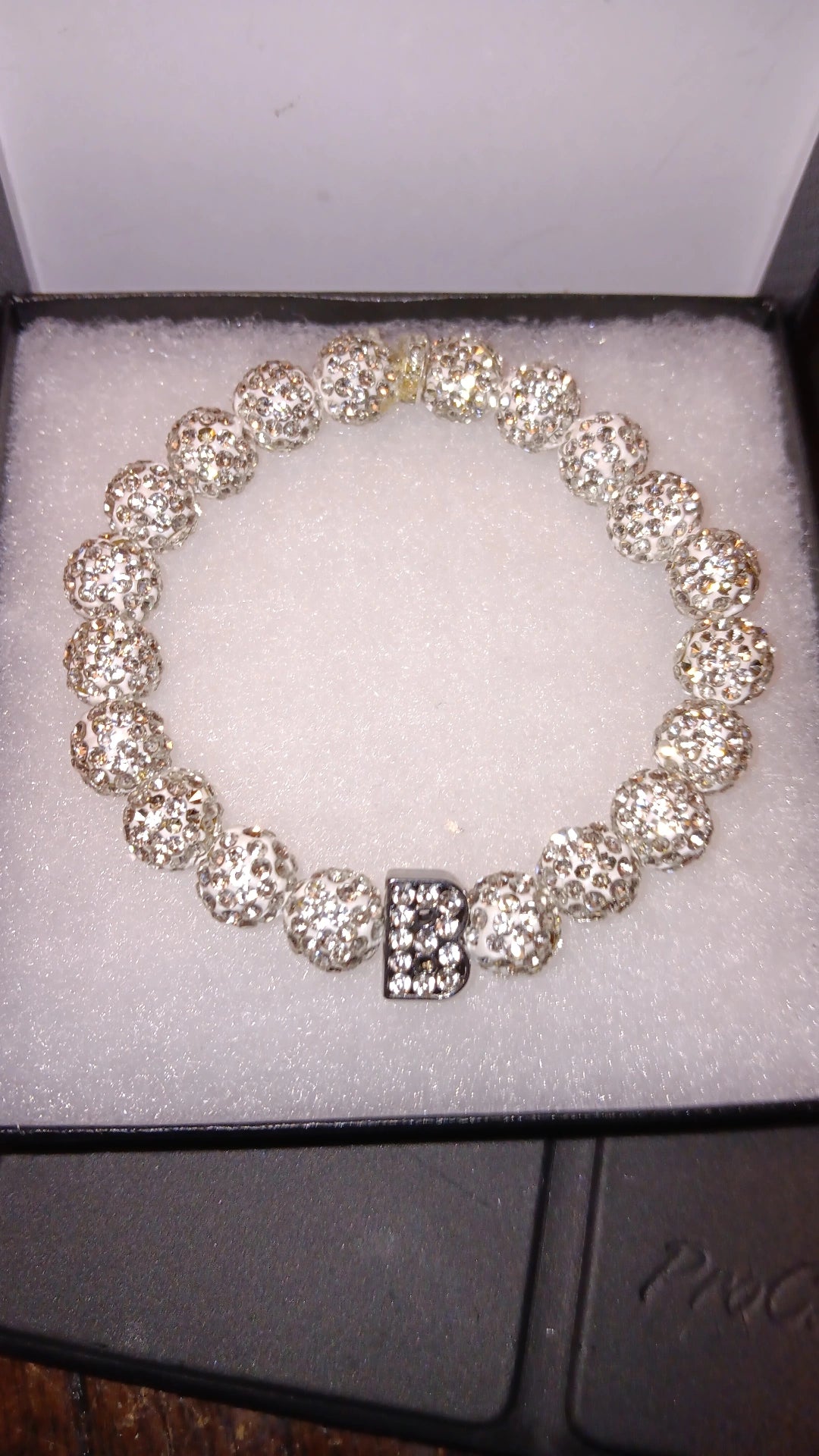 Bling Collection Bracelet 👑🦋Letters “A" ~"Z"