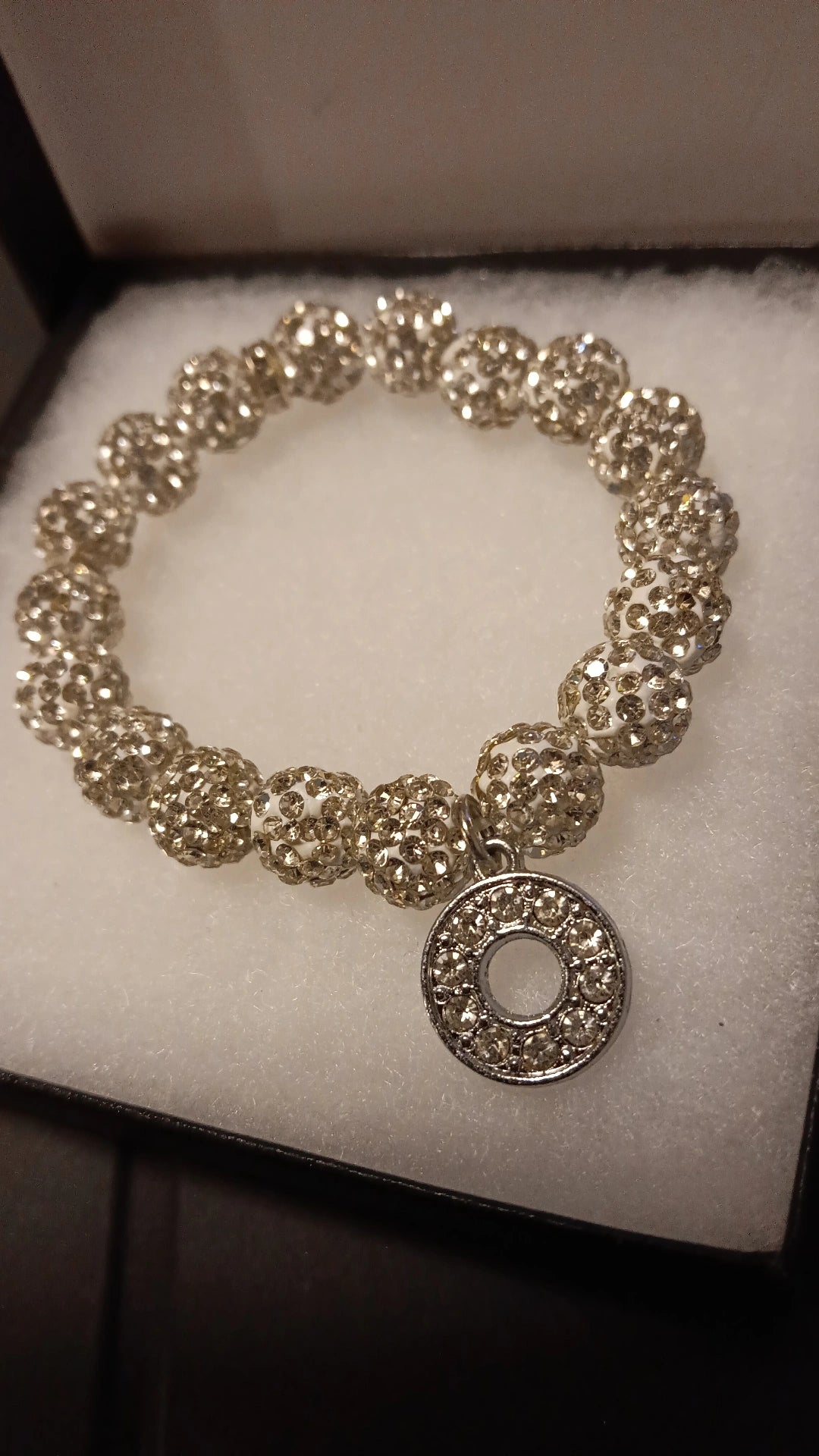 Bling Collection Bracelet 👑🦋Letters “A" ~"Z"
